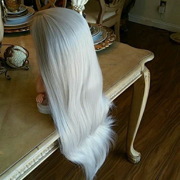 Silver Ash Blonde Lace Front Wig - Picture 3 of 6